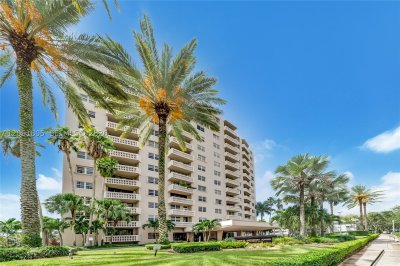 Gables Waterway Towers Apt #501