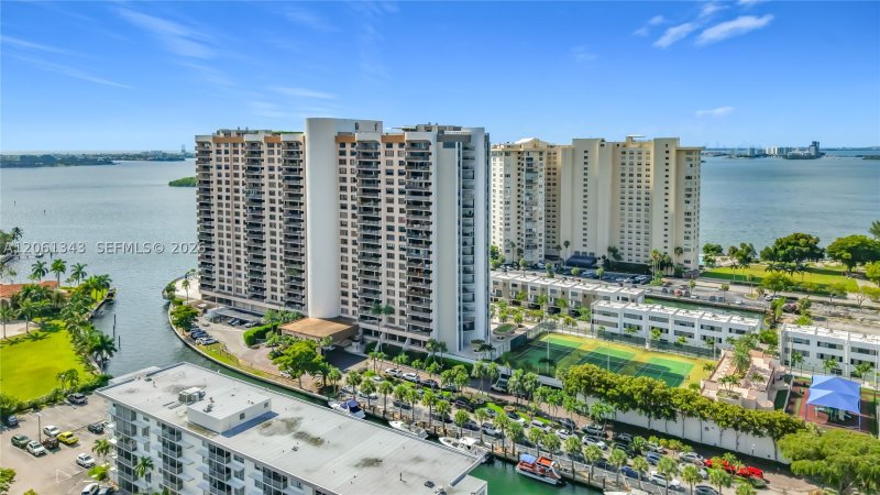 Comprar apartamento en The Cricket Club 1508