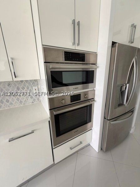 Comprar apartamento no Turnberry Isle 24B