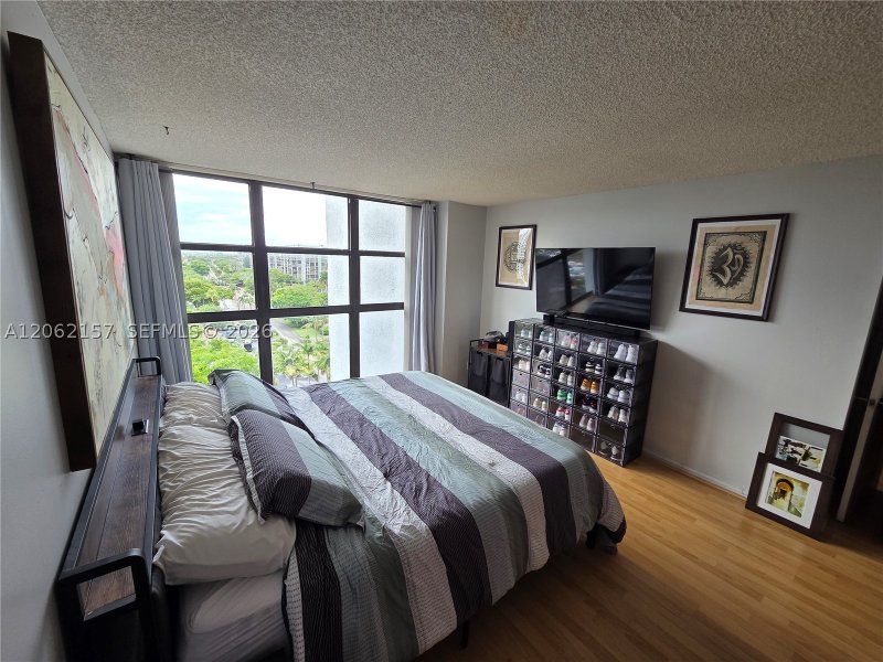 Comprar apartamento no 200 Leslie 1029