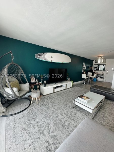 Property photo # 4