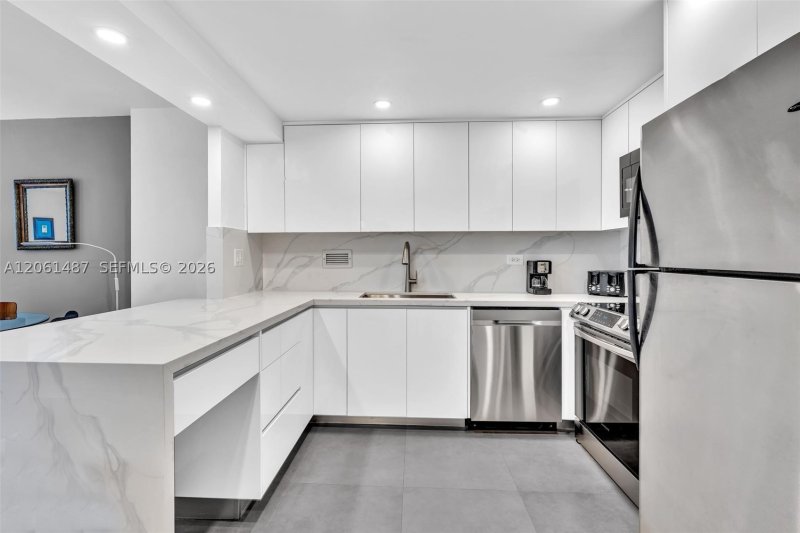 Property photo # 7