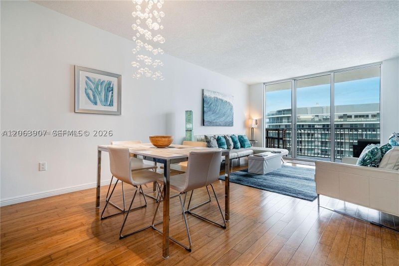 Aluguel de apartamento no Opera Tower 5505