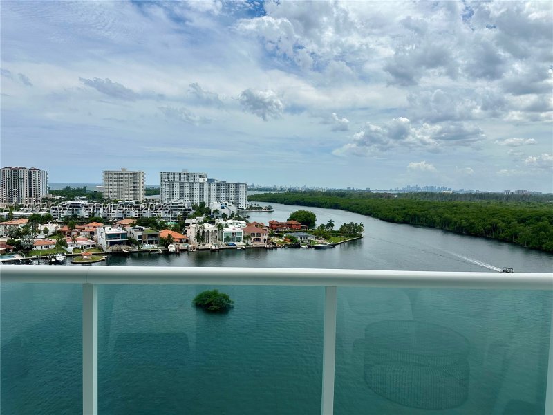 Comprar apartamento no 400 Sunny Isles 1401