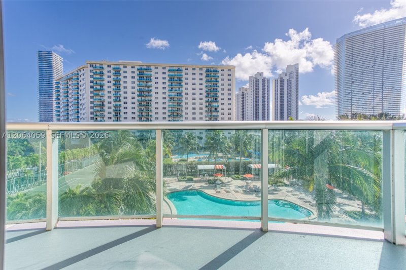 Property photo # 10