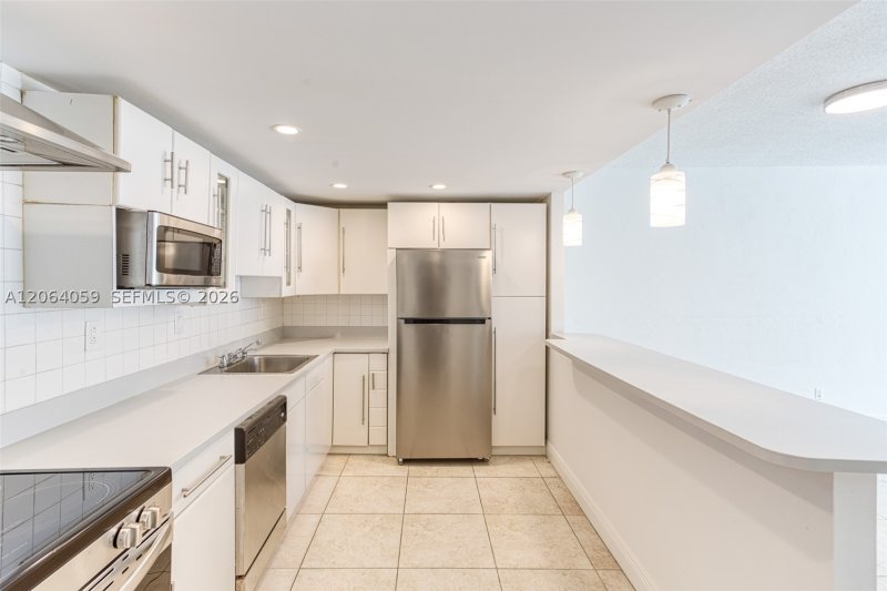Property photo # 11