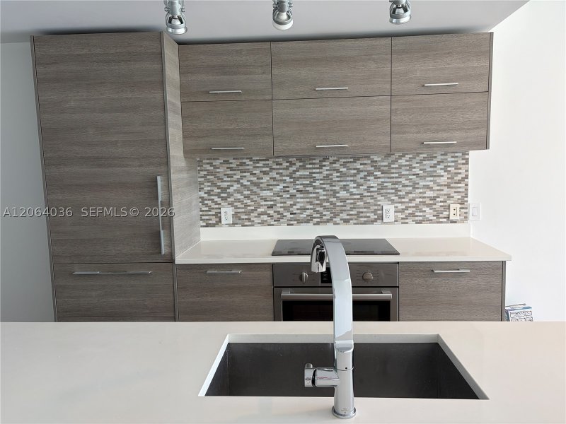 Comprar apartamento no Paraiso Bay Miami 802