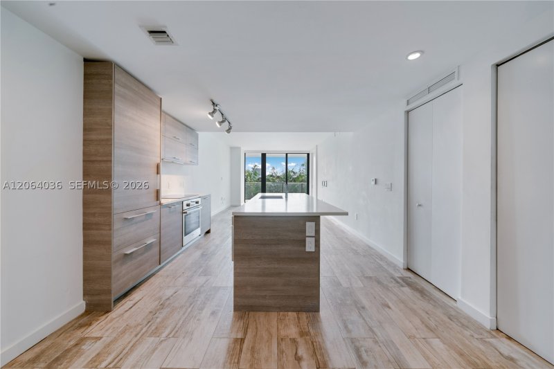 Comprar apartamento no Paraiso Bay Miami 802