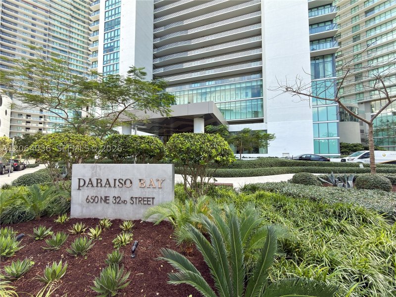 Paraiso Bay Miami Apt #802