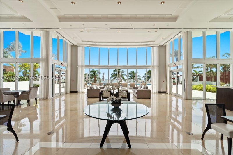 Ocean Three Apt #2103