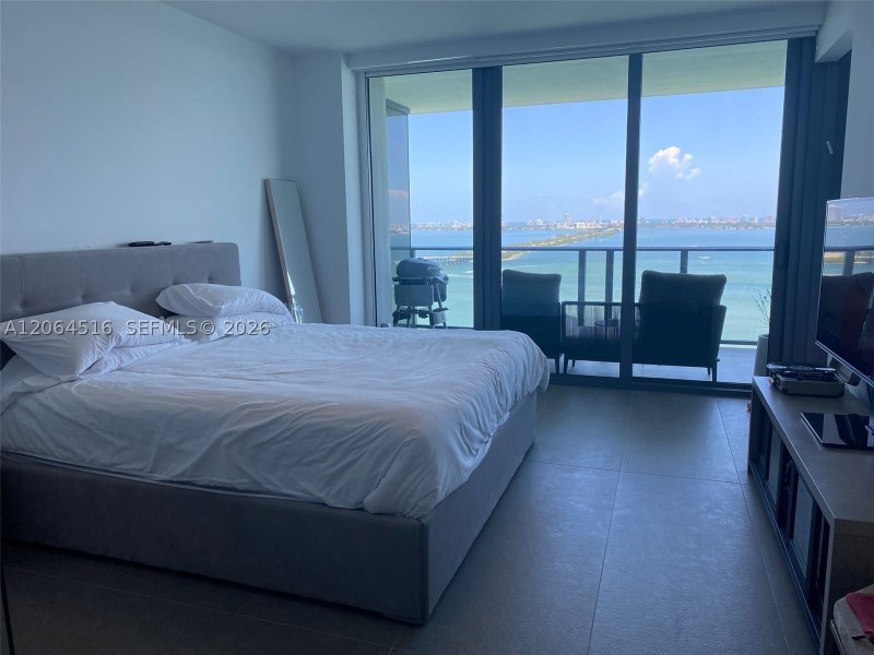 Alquiler de apartamento en One Paraiso 2603