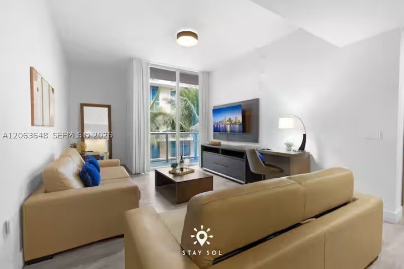 Comprar apartamento no Costa Hollywood S310