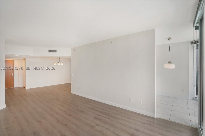 Apartment for rent at North Tower at The Point 2604