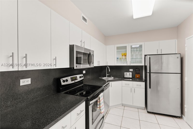 Condo for sale at Pavilion 1216