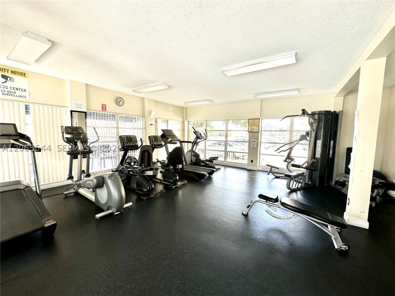Condo for sale at Plaza Towers South 1505