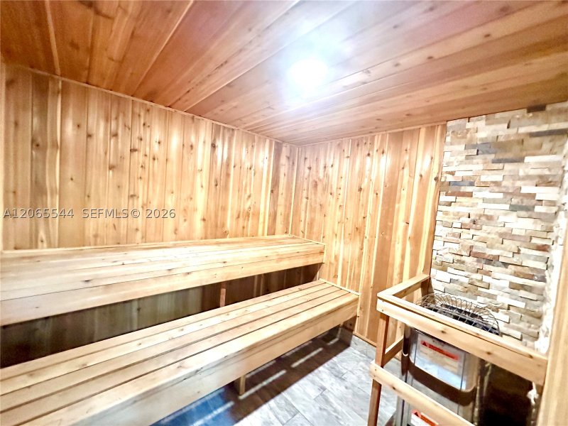 Condo for sale at Plaza Towers South 1505