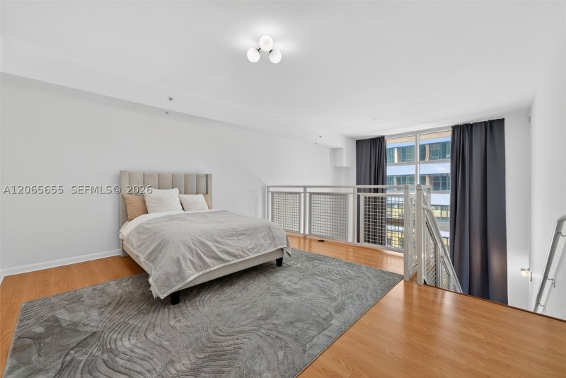 Property photo # 9