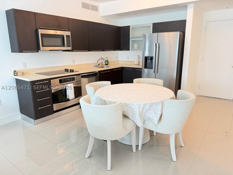 Apartment for rent at The Ivy 1416