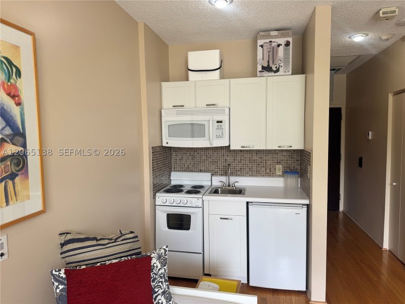 Condo for sale at 3000 Williams Island 332