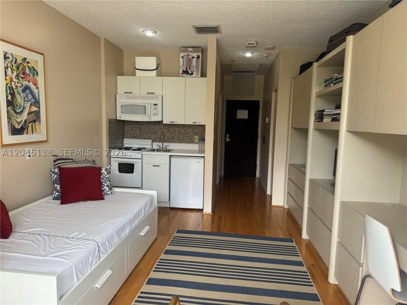 Condo for sale at 3000 Williams Island 332