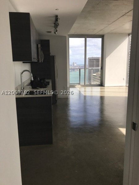 Comprar apartamento no Centro Condo 2801