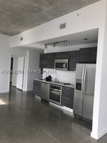 Comprar apartamento no Centro Condo 2801