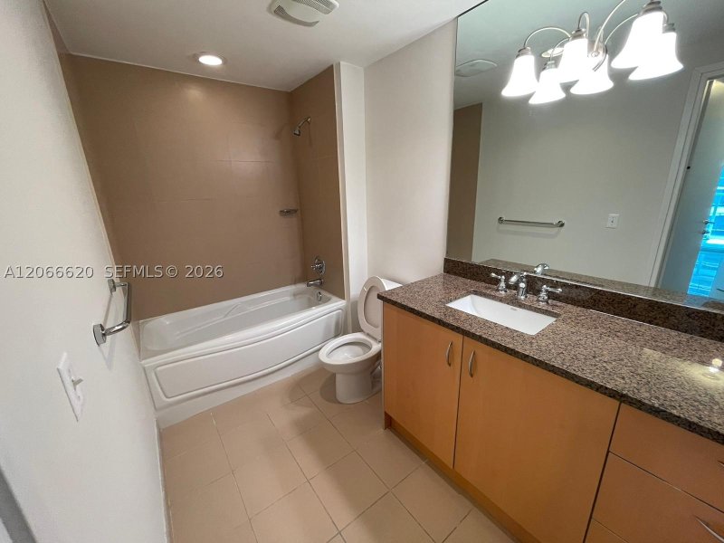 Condo for sale at Met 1 T-2804