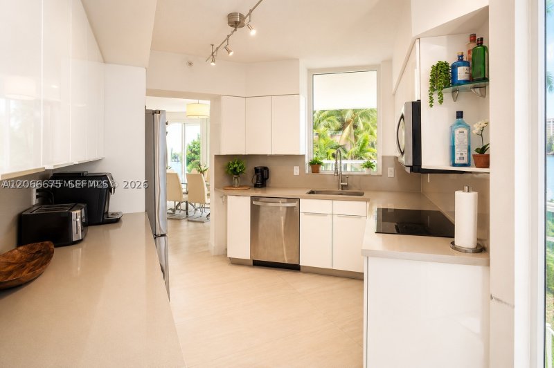 Property photo # 7