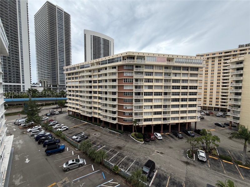 Apartment for rent at Imperial Towers 740