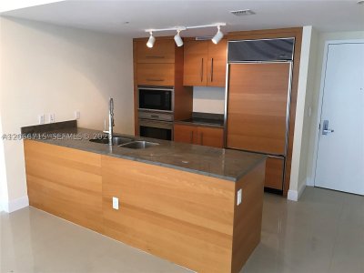 Icon Brickell Tower I Apt #2511