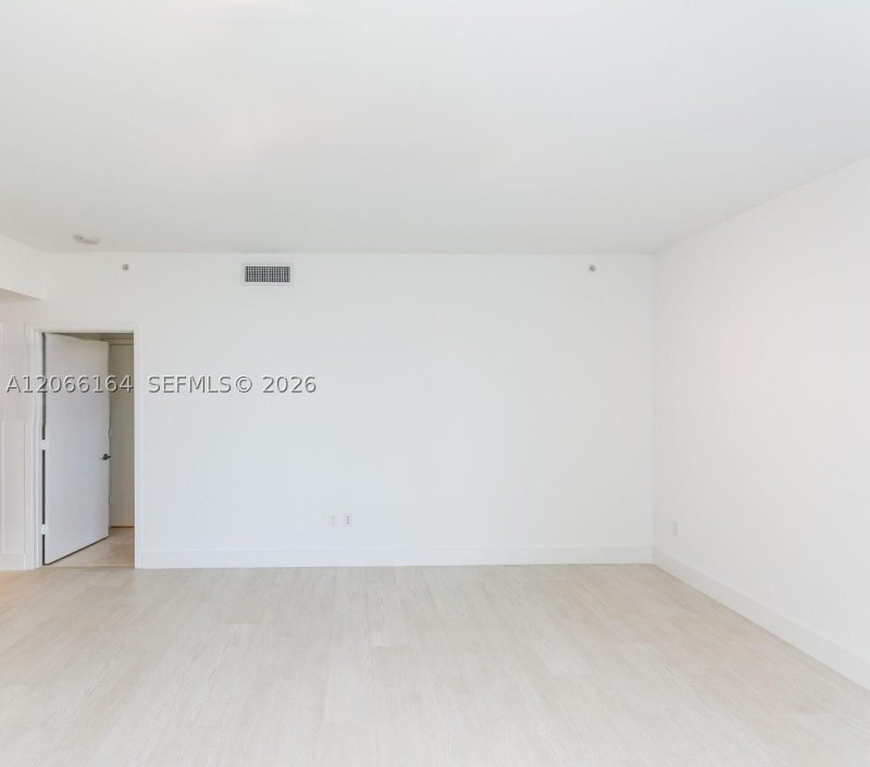 Alquiler de apartamento en Marina Palms Yacht Club 1004