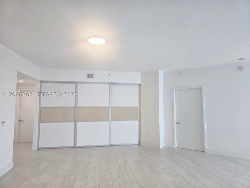 Alquiler de apartamento en Marina Palms Yacht Club 1004