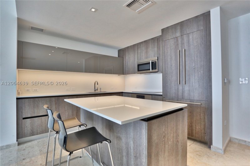 Comprar apartamento no Brickell City Centre Rise 3805