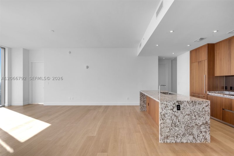 Alquiler de apartamento en Una Residences at Brickell 3003