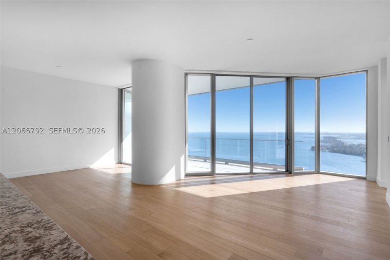 Alquiler de apartamento en Una Residences at Brickell 3003