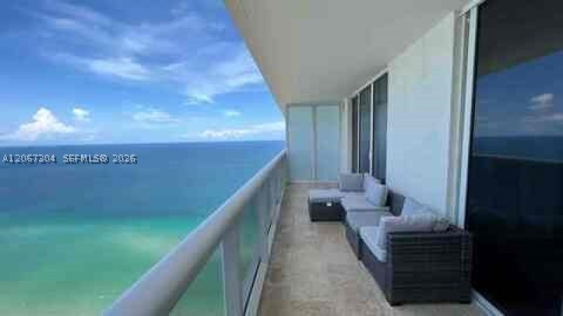 Aluguel de apartamento no Beach Club Two 4010