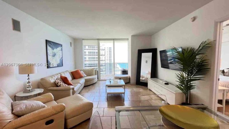 Aluguel de apartamento no Beach Club Two 4010