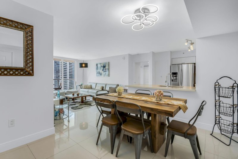 Condo for sale at Mark on Brickell 2509
