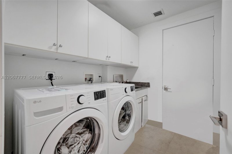 Comprar apartamento no Atlantic One at The Point 403