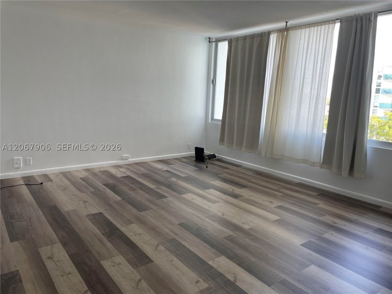 Mirador Apt #605