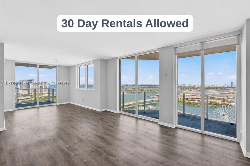 Condo for sale at Vizcayne Everglades On The Bay 3702