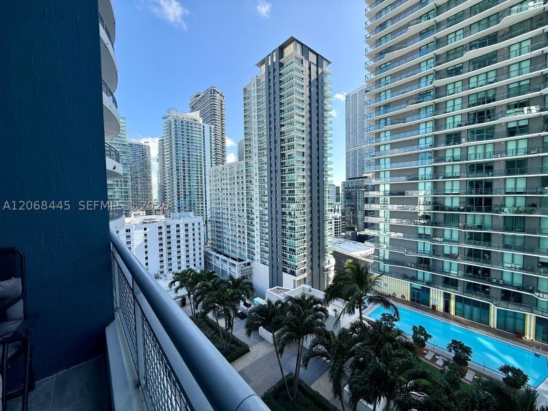 Apartment for rent at Infinity on Brickell 1618