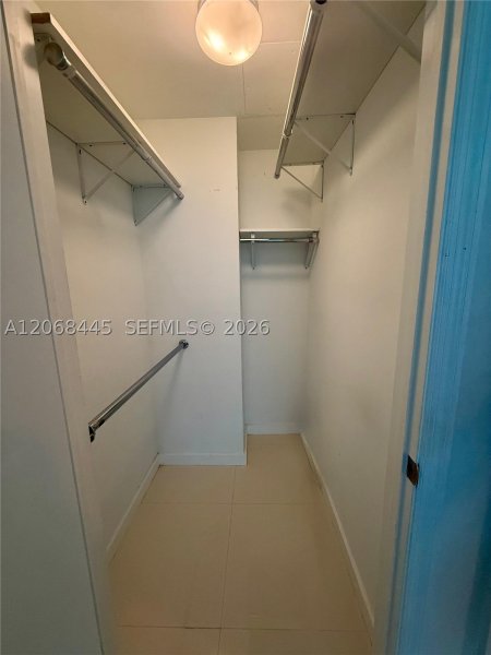 Apartment for rent at Infinity on Brickell 1618