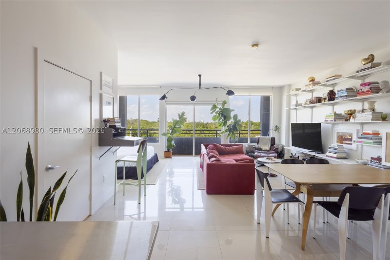 Property photo # 2