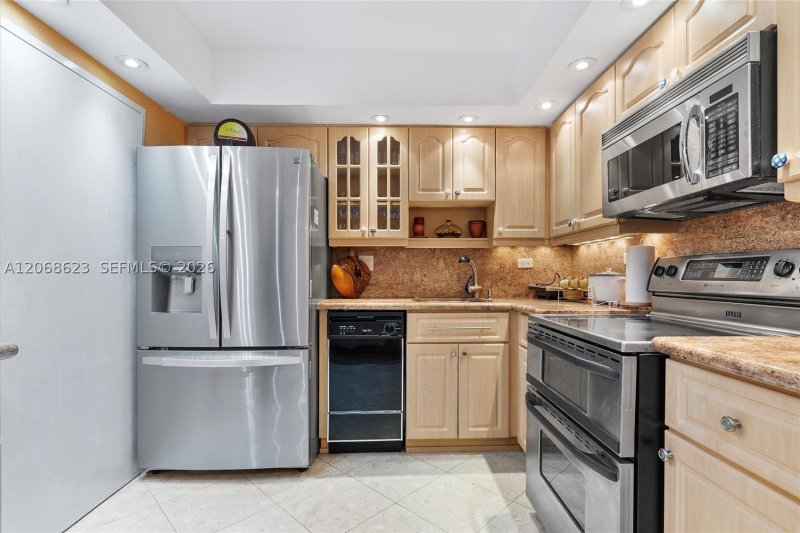 Property photo # 4