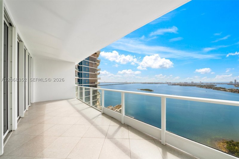 Apartment for rent at Paramount Bay 1407