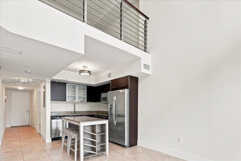 Comprar apartamento no Brickell on the River South 1908
