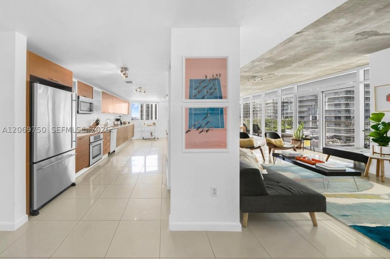 Condo for sale at Midtown Midblock 1104