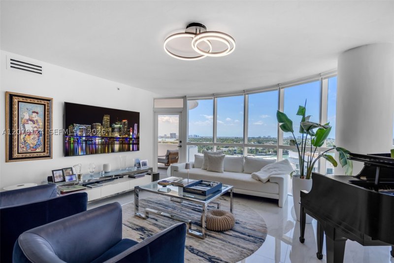 Condo for sale at La Gorce Palace 1207