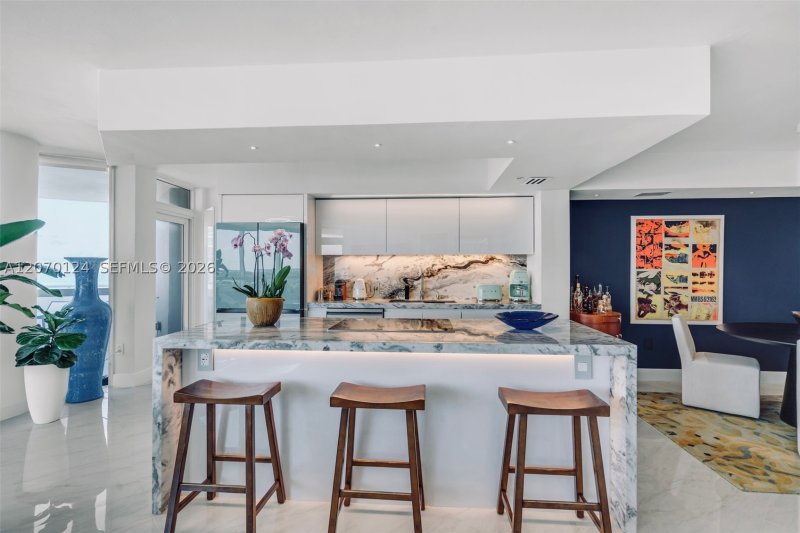 Condo for sale at La Gorce Palace 1207